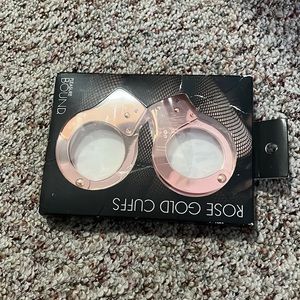 Rose gold handcuffs w/key